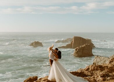 Как организовать свадьбу на берегу моря? Самые важные детали