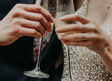 Как подготовить и произнести тост на свадьбе: 10 советов