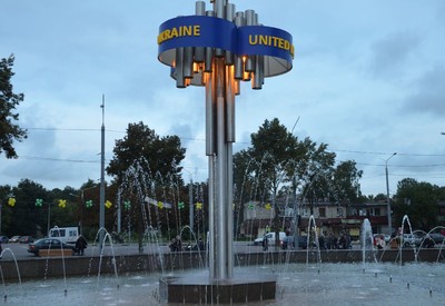 фонтан Европейский - место для фотосессии в Сумах - портфолио 5