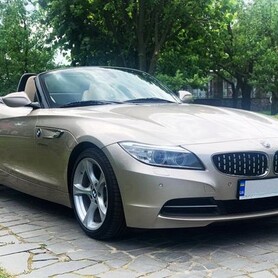 100 BMW Z4 кабриолет прокат - авто на весілля
 у Києві - портфоліо 3