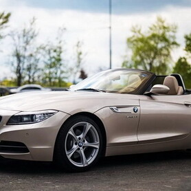 100 BMW Z4 кабриолет прокат - авто на весілля
 у Києві - портфоліо 2