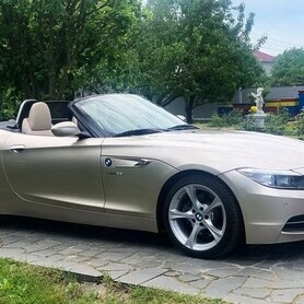 100 BMW Z4 кабриолет прокат - авто на весілля
 у Києві - портфоліо 6