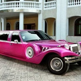 035 Лимузин ретро Excalibur розовый - авто на свадьбу в Киеве - портфолио 1