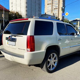 232 Внедорожник Cadillac Escalade белый - авто на свадьбу в Киеве - портфолио 5