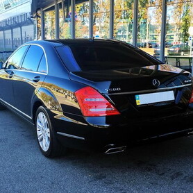 089 Mercedes W221 S500 original restyle черный - авто на свадьбу в Киеве - портфолио 2