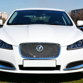 124 Jaguar XF белый 2014 аренда - авто на свадьбу в Киеве - портфолио 2