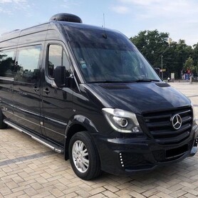 278 Микроавтобус Mercedes Sprinter черный VIP - авто на свадьбу в Киеве - портфолио 1