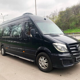 278 Микроавтобус Mercedes Sprinter черный VIP - авто на свадьбу в Киеве - портфолио 1