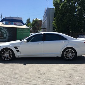 Mercedes-Benz S-class - авто на свадьбу в Днепре - портфолио 1