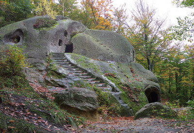 Скальный монастырь в Розгирче - место для фотосессии в Львовской области - портфолио 6