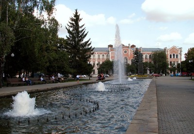 Площадь Героев Небесной сотни - место для фотосессии в Харькове - портфолио 6