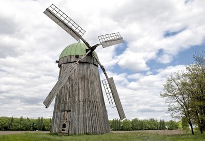 Особняк и ветряная мельница - место для фотосессии в Черкасской области - портфолио 1