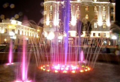 Площадь Филармонии - место для фотосессии в Черновцах - портфолио 4