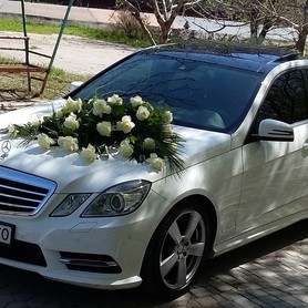 Mercedes-Benz W212 - авто на свадьбу в Мариуполе - портфолио 1