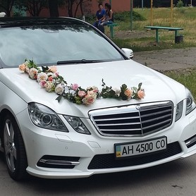 Mercedes-Benz W212 - авто на свадьбу в Мариуполе - портфолио 3