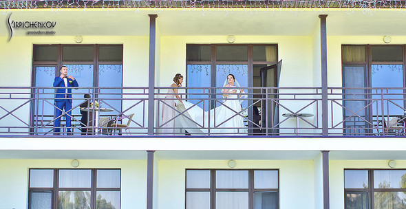 Свадебные фото на Мануфактуре и выездная церемония в ресторане Kidev - фото №24