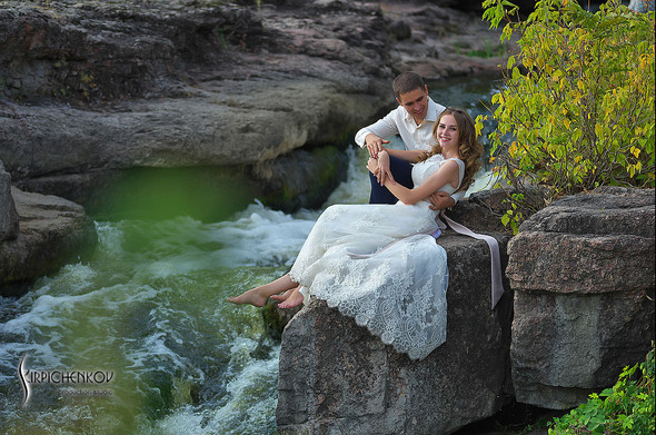 Свадебные фото в каньоне Буки и выездная церемония в ресторане Фортеця - фото №36