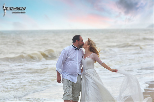 Свадебные фото на море в Одессе, фото в Оперном театре и на маковом поле - фото №67