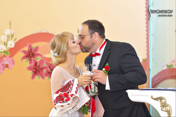 Свадебные фото на море в Одессе, фото в Оперном театре и на маковом поле - фото №93