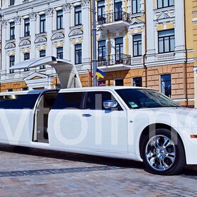 002 Лимузин Chrysler 300C Rolls-Royсe Phantom - авто на весілля
 у Києві - портфоліо 1