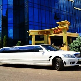 030 Лимузин Mercedes W221 S600 белый - авто на свадьбу в Киеве - портфолио 5