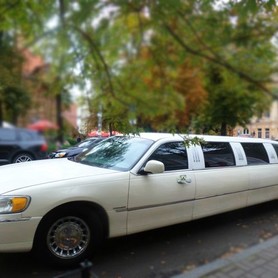 046 Лимузин Lincoln Town Car 120 ванильный - авто на свадьбу в Киеве - портфолио 4