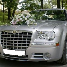 138 Chrysler 300C серебристый - авто на свадьбу в Киеве - портфолио 4