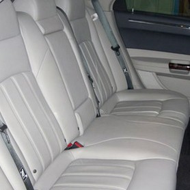 138 Chrysler 300C серебристый - авто на свадьбу в Киеве - портфолио 6