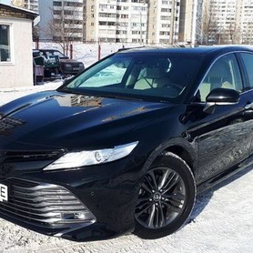 150 Toyota Camry V70 черная 2019 - авто на свадьбу в Киеве - портфолио 2