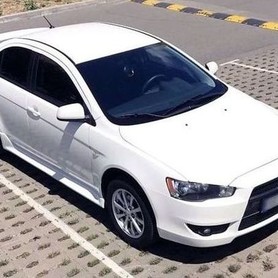 182 Mitsubishi Lancer белый - авто на свадьбу в Киеве - портфолио 1