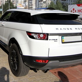 240 Внедорожник Range Rover Evoque Coup - авто на свадьбу в Киеве - портфолио 3