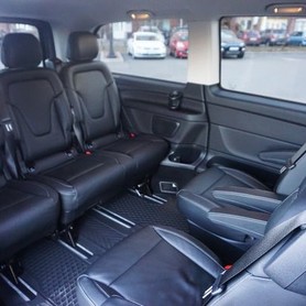 272 Микроавтобус Mercedes V класс 2018 год - авто на свадьбу в Киеве - портфолио 4