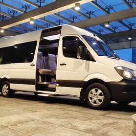 316 Микроавтобус Mercedes Sprinter арендовать - авто на свадьбу в Киеве - портфолио 1