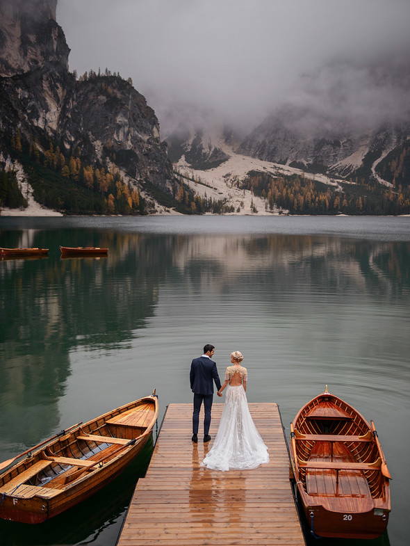 Thaddaeus & Lisa. Lago di Braies. Italy - фото №26
