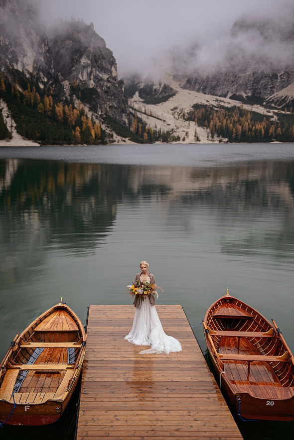 Thaddaeus & Lisa. Lago di Braies. Italy - фото №20