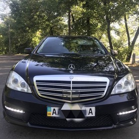 Mercedes s550 - авто на свадьбу в Киеве - портфолио 3