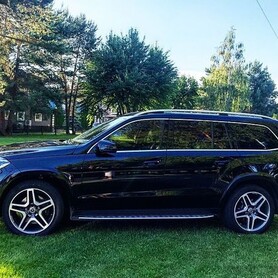 361 Внедорожник Mercedes GLS 350d AMG 2017 черный - авто на свадьбу в Киеве - портфолио 3