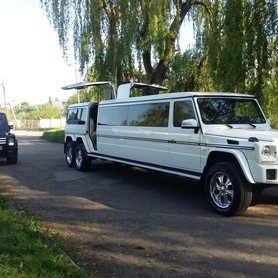 Лімузин Gelandewagen 3 оси 2017 року - авто на свадьбу в Тернополе - портфолио 1