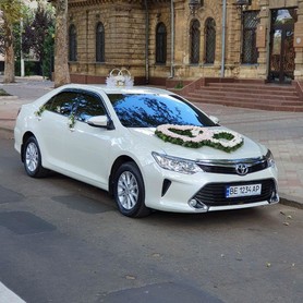 Toyota Camry - авто на свадьбу в Николаеве - портфолио 3