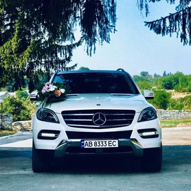 Mersedes ML - авто на свадьбу в Виннице - портфолио 5