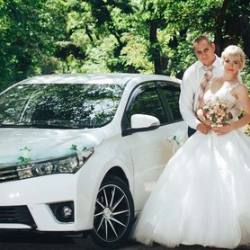 Toyota Corolla - авто на свадьбу в Запорожье - портфолио 1