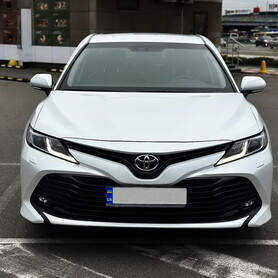 389 Toyota Camry V70 белая арендовать на свадьбу - авто на весілля
 у Києві - портфоліо 3