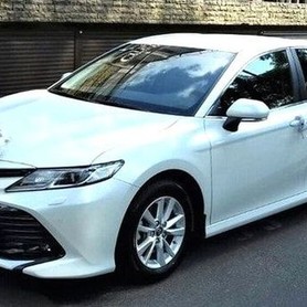 389 Toyota Camry V70 белая арендовать на свадьбу - авто на свадьбу в Киеве - портфолио 2