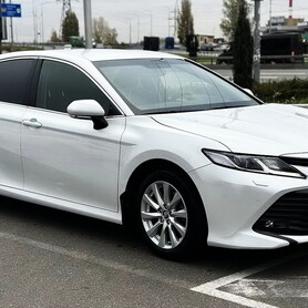 389 Toyota Camry V70 белая арендовать на свадьбу - авто на весілля
 у Києві - портфоліо 1