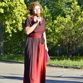 Татьяна Петровская - ведущий в Мариуполе - портфолио 1