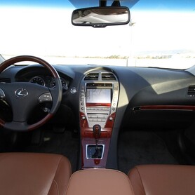 Lexus ES 350 - авто на свадьбу в Киеве - портфолио 3
