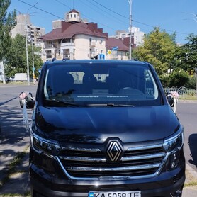 Renault Traffic - авто на весілля
 у Києві - портфоліо 1