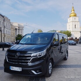 Renault Traffic - авто на весілля
 у Києві - портфоліо 6