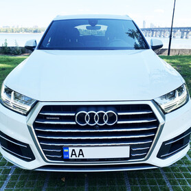 Новый белый Audi Q7 3.0T Quattro (2018) - авто на весілля
 у Києві - портфоліо 1