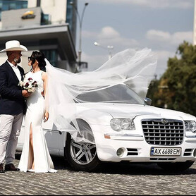 Chrysler 300c - авто на свадьбу в Харькове - портфолио 1